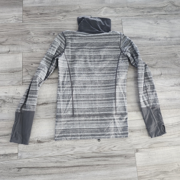 Lululemon In Stride Jacket - Picture 3 of 4